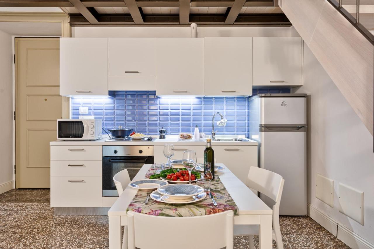 Apartments To Art Turin Bagian luar foto