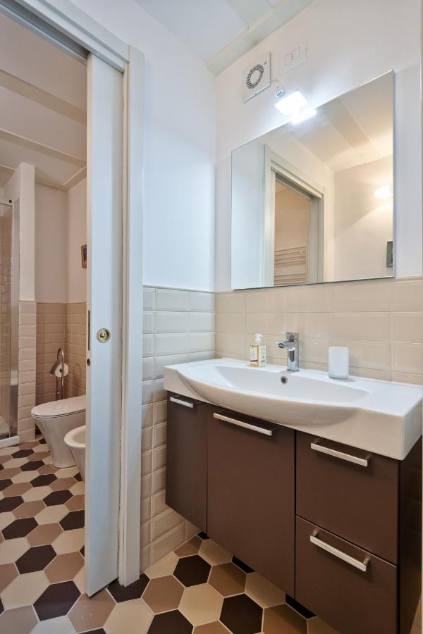 Apartments To Art Turin Bagian luar foto